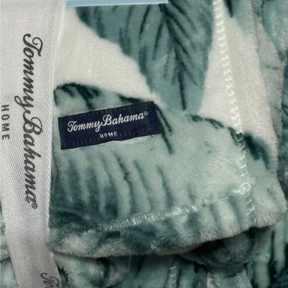 Tommy Bahama Green Vintage Palms KING Blanket Swaying Fronds Plush Micro Fleece